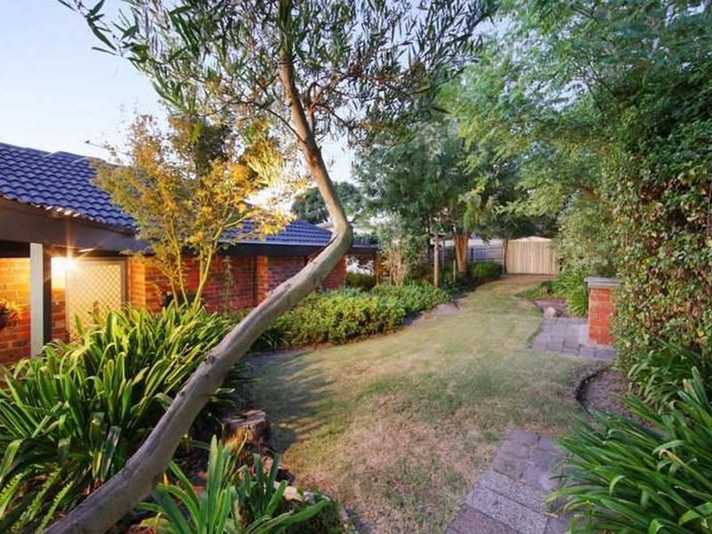 27 Golflinks Road, Frankston VIC 3199