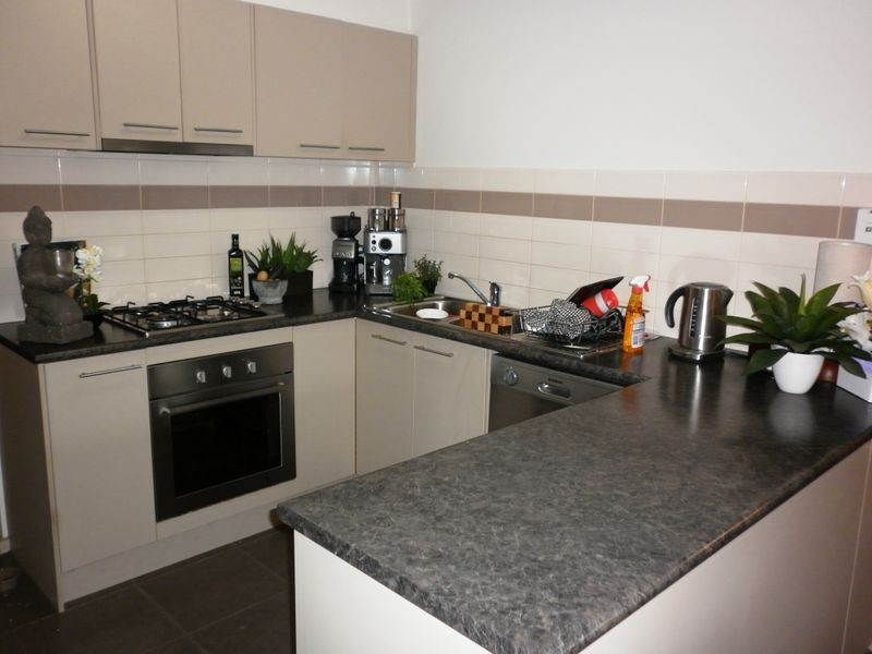 2/67 East Road, Seaford VIC 3198