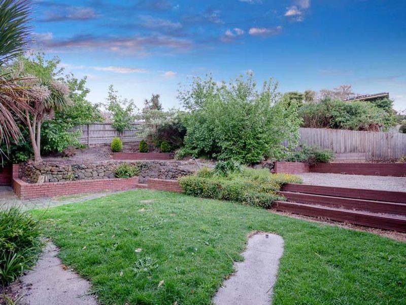 5 The Crest, Frankston South VIC 3199