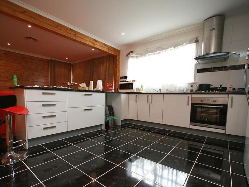 29 Bouvardia Cres, Frankston North VIC 3200