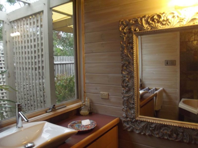 8 Sheoak Road, Frankston South VIC 3199