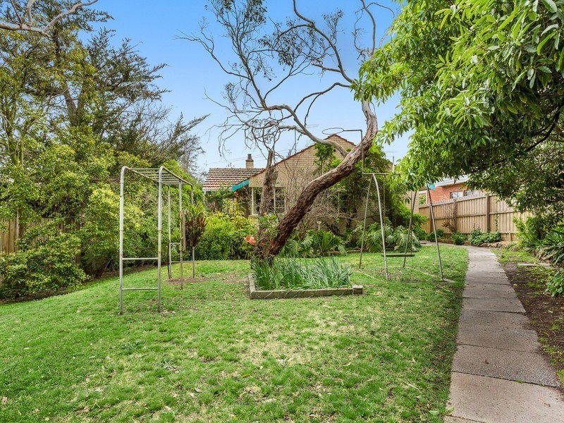 16 Hoadley Avenue, Frankston South VIC 3199