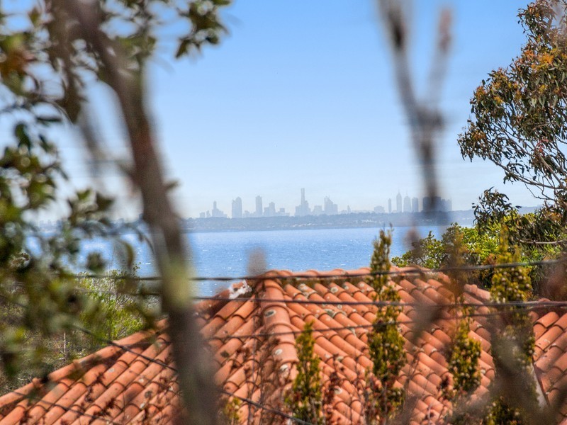 16 Hoadley Avenue, Frankston South VIC 3199