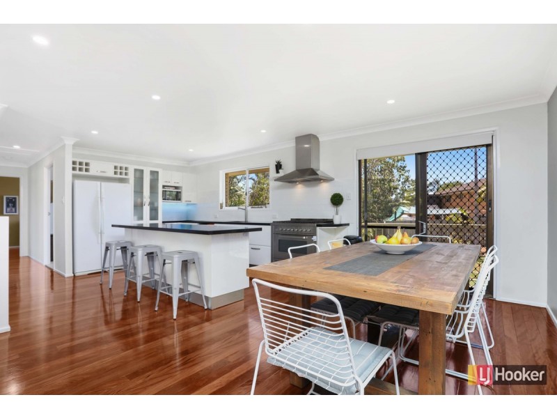 22 Strathford Avenue, Albany Creek QLD 4035