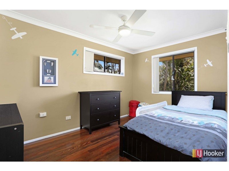 22 Strathford Avenue, Albany Creek QLD 4035