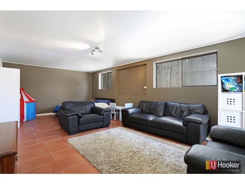 22 Strathford Avenue, Albany Creek QLD 4035