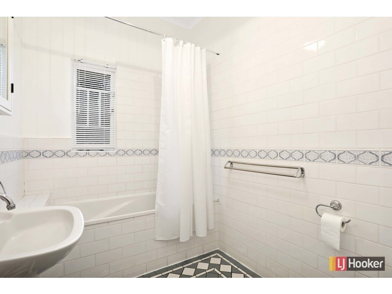 35 Devonshire Street, Ashgrove QLD 4060