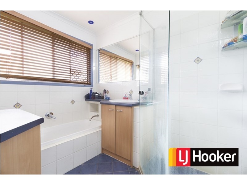 52 Michaela Crs, The Gap QLD 4061