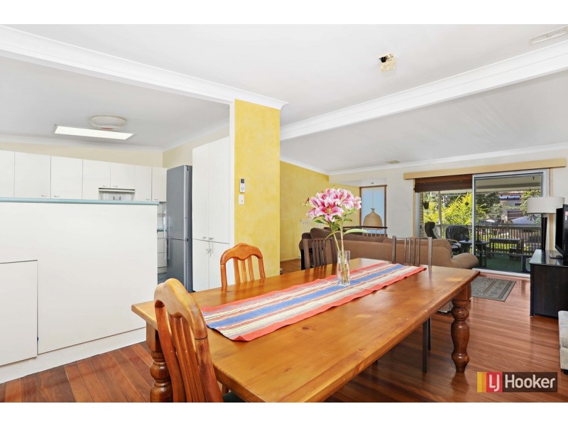 28 Warana Street, The Gap QLD 4061