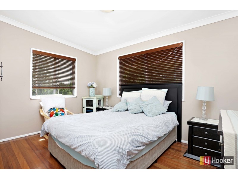 28 Warana Street, The Gap QLD 4061