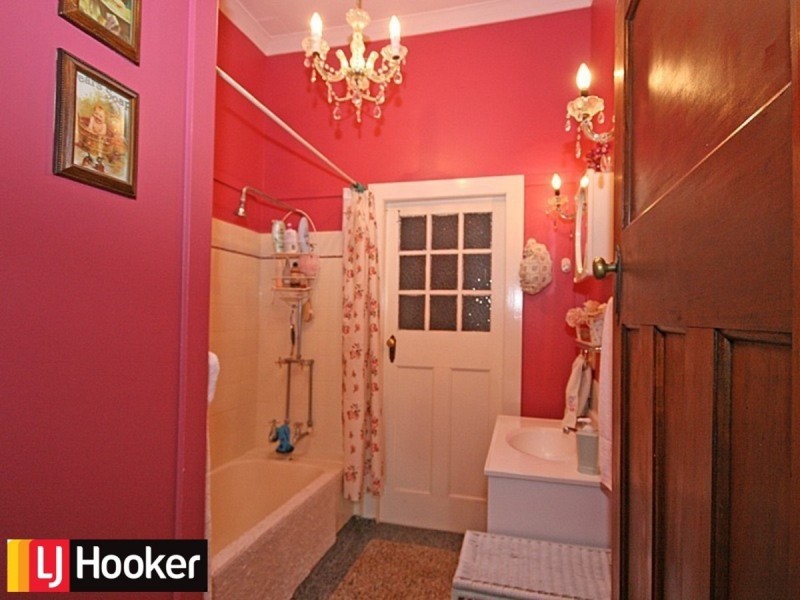 455 Waterworks Road, Ashgrove QLD 4060