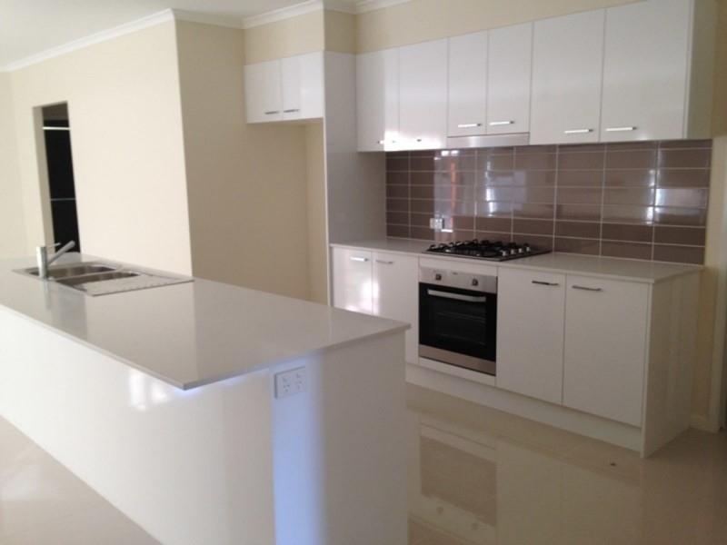 9 Flagstaff Place, Upper Kedron QLD 4055