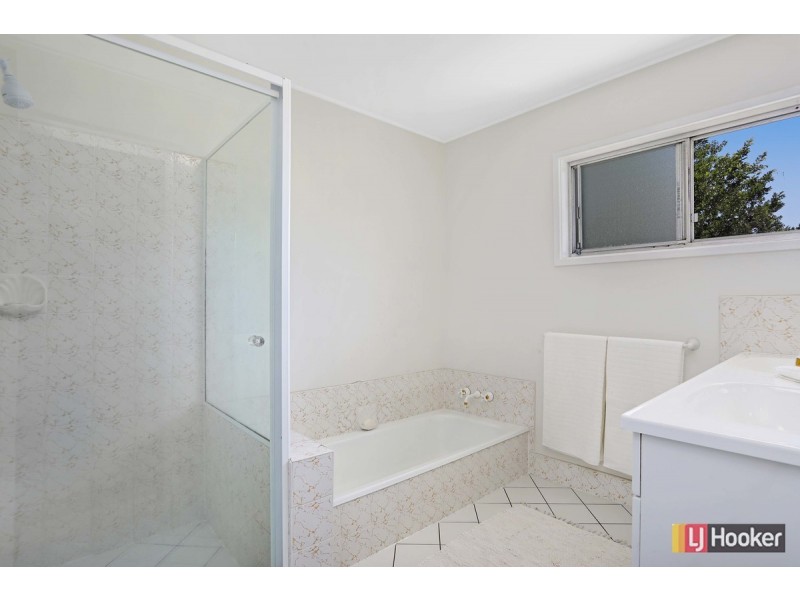31 Cobble Street, The Gap QLD 4061