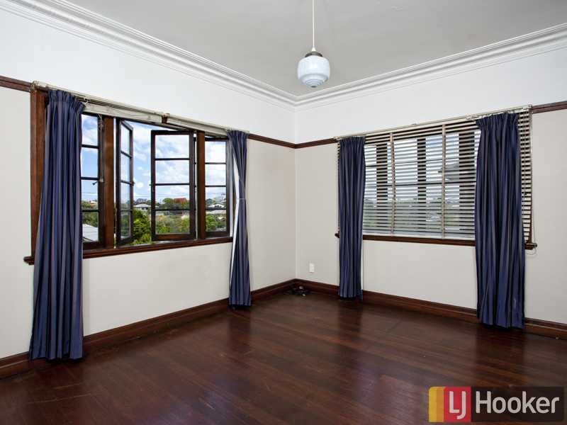 240 Shaw Road, Wavell Heights QLD 4012