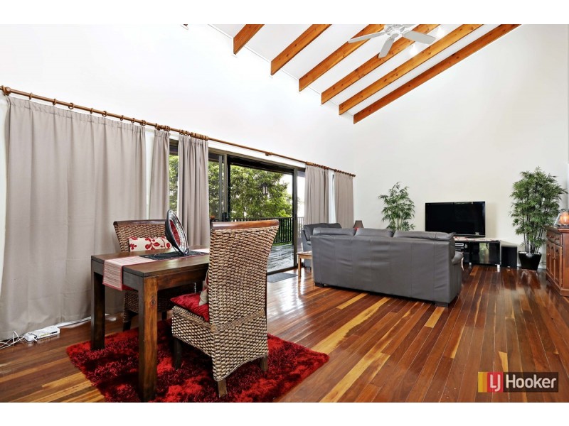 72 Hutton Road, Ferny Hills QLD 4055