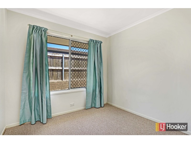 105 McGinn Road, Ferny Grove QLD 4055