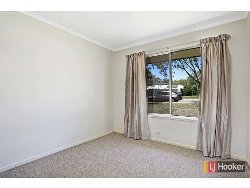 105 McGinn Road, Ferny Grove QLD 4055