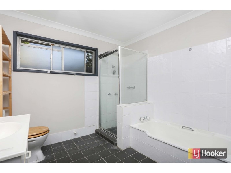 5 Oana Street, The Gap QLD 4061