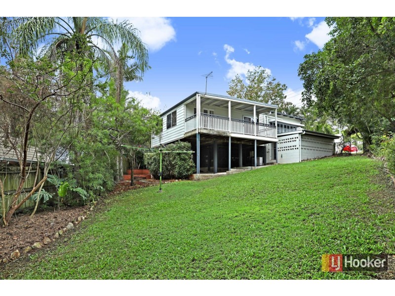 29 Stuartholme Road, Bardon QLD 4065