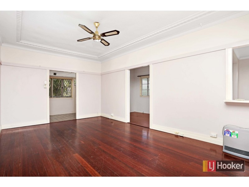 29 Stuartholme Road, Bardon QLD 4065
