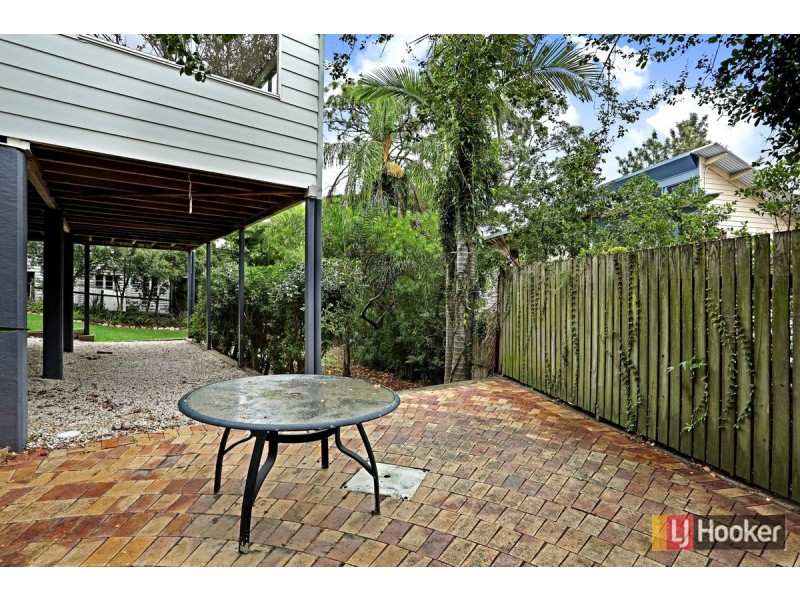 29 Stuartholme Road, Bardon QLD 4065