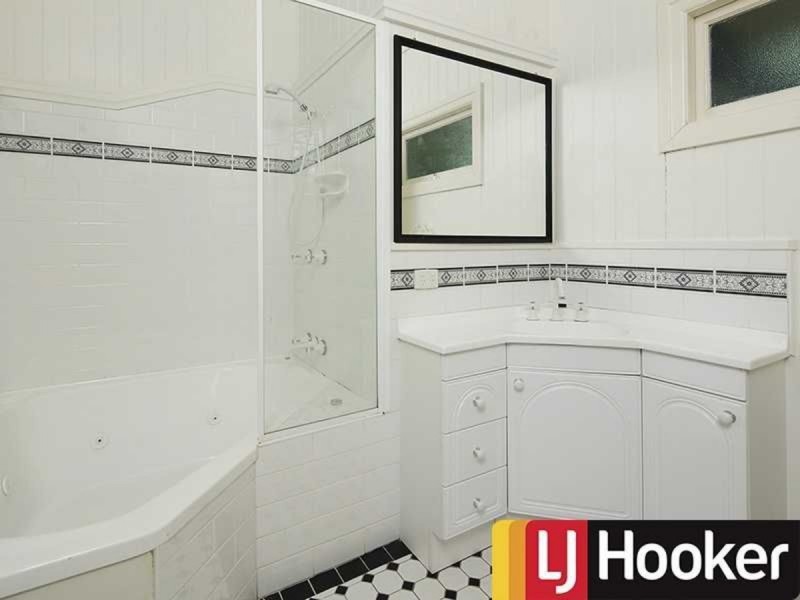 36 Cavell Terrace, Ashgrove QLD 4060