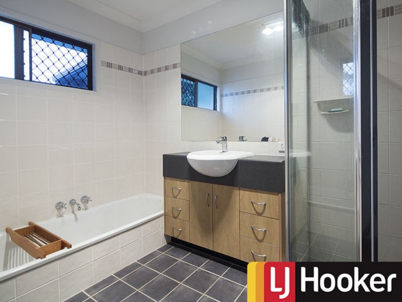 30 Currawang Street, The Gap QLD 4061