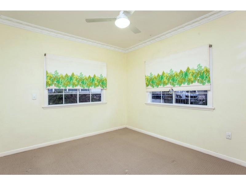 35 Simpsons Road, Bardon QLD 4065