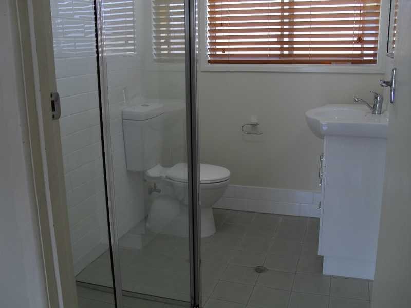 2/235 Pickering Street, Gaythorne QLD 4051