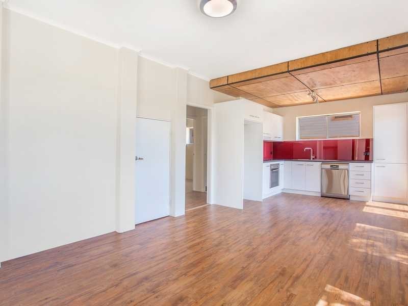 37 Simpsons Road, Bardon QLD 4065