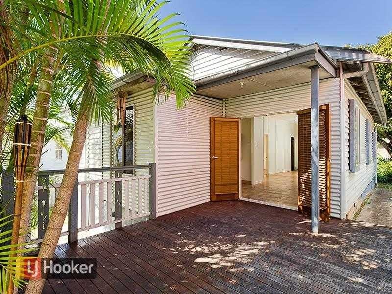 74 Ashgrove Avenue, Ashgrove QLD 4060