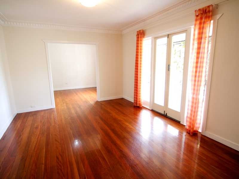 74 Lindsay Street, Ashgrove QLD 4060