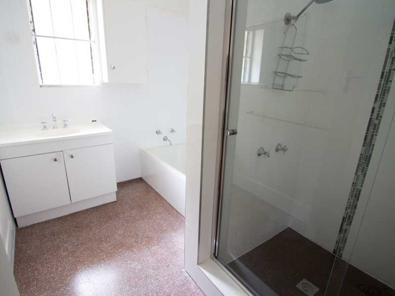 74 Lindsay Street, Ashgrove QLD 4060