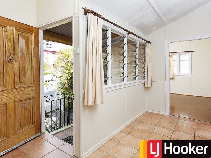 8 Woolcock Street, Red Hill QLD 4059