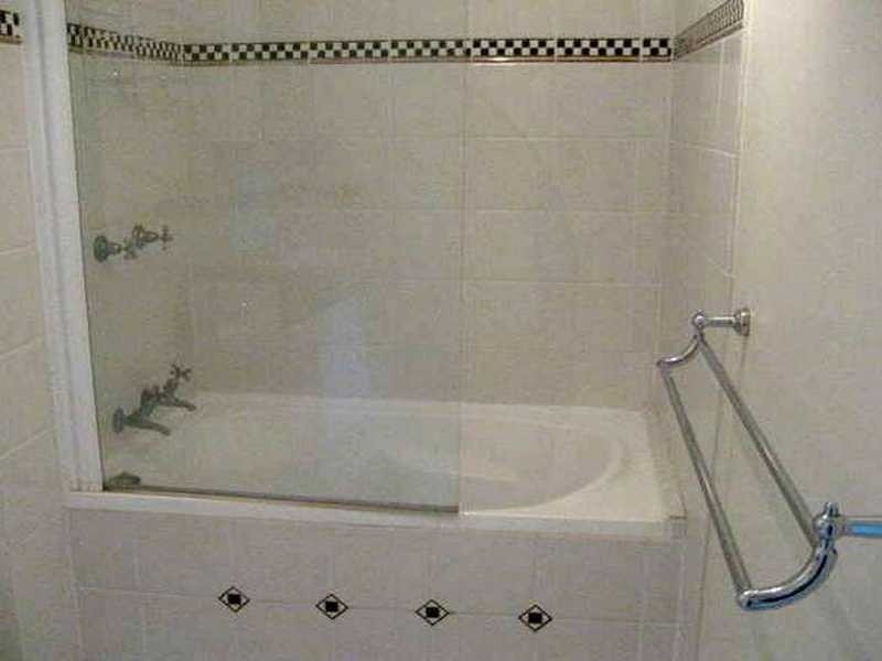 2/12 Baradine Street, Newmarket QLD 4051