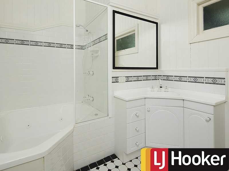 36 Cavell Terrace, Ashgrove QLD 4060