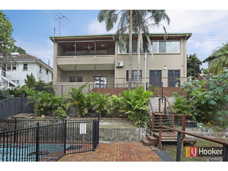 37 Simpsons Road, Bardon QLD 4065