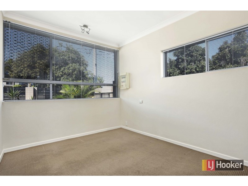 37 Simpsons Road, Bardon QLD 4065