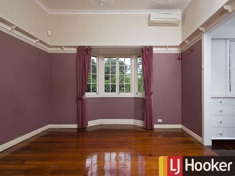 33 Kinkade Avenue, Ashgrove QLD 4060