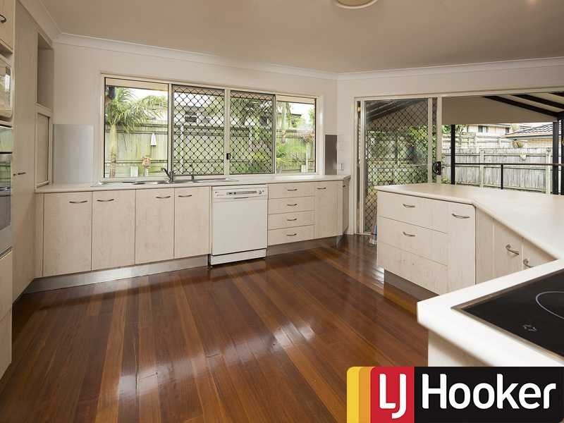 15 Dooley Close, Taigum QLD 4018