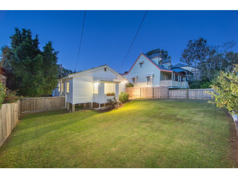 17 Brisbane Street, Ashgrove QLD 4060