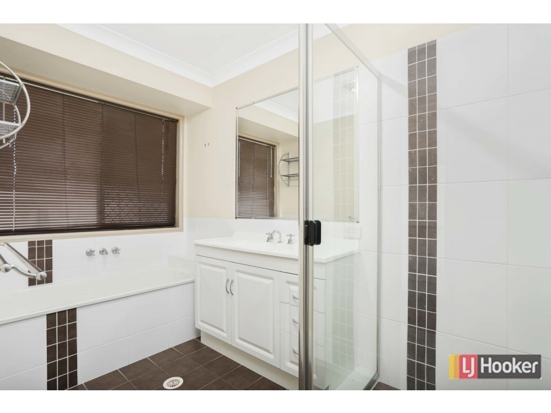 1 Atrium Way, Everton Hills QLD 4053