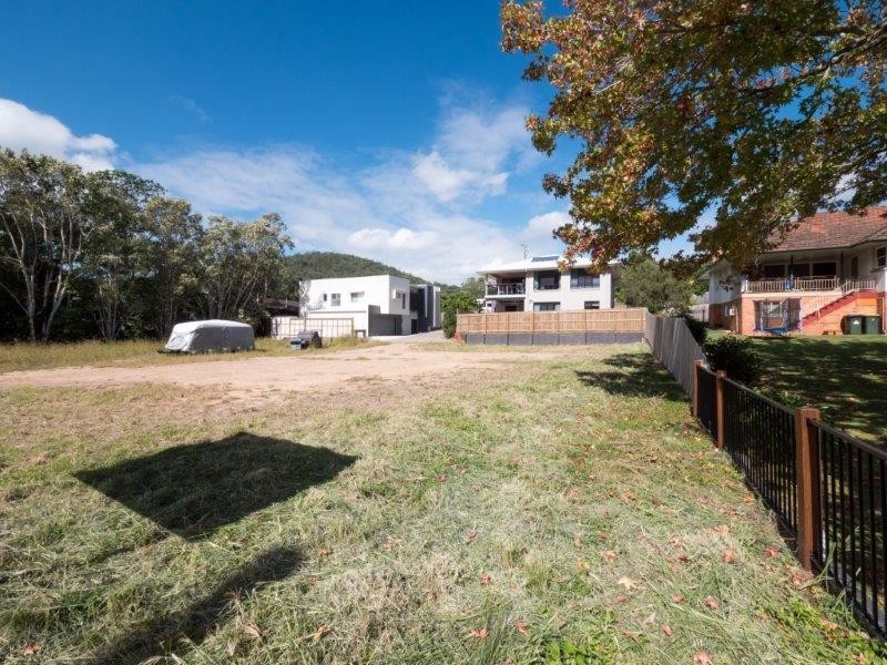871 Waterworks Road, The Gap QLD 4061