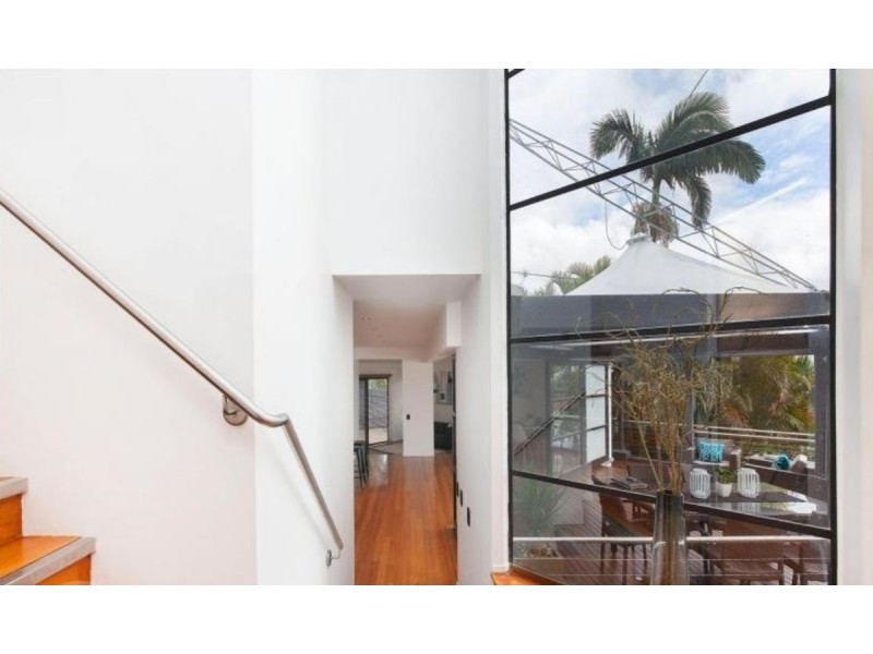 16 Westbury Street, Red Hill QLD 4059