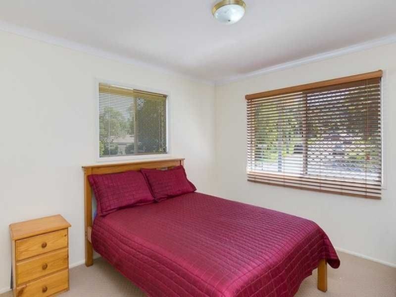 18 Kaloma Road, The Gap QLD 4061