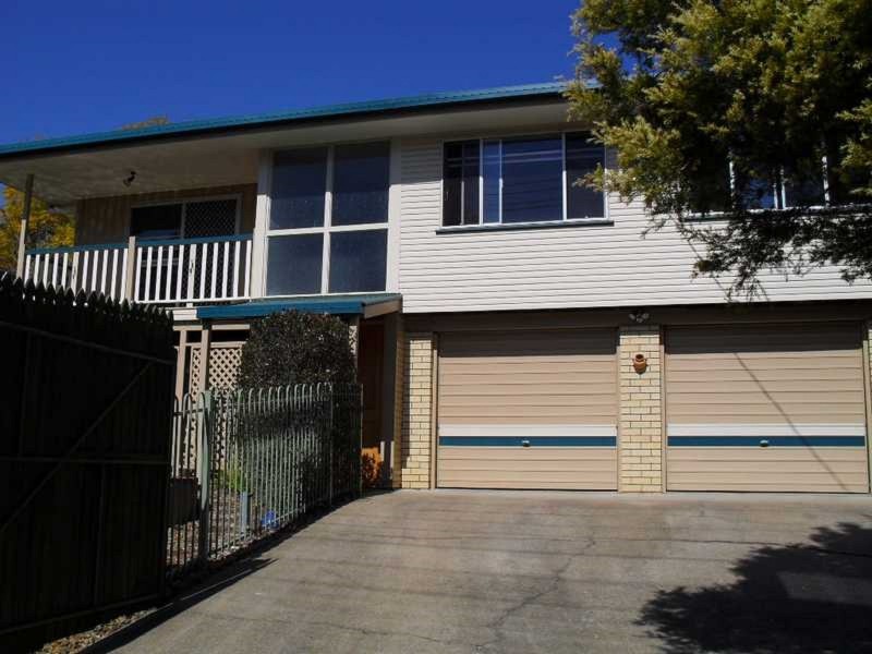 257 Patricks Road, Ferny Hills QLD 4055