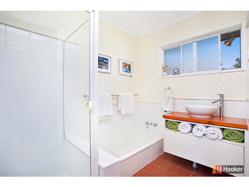 74 Kylie Avenue, Ferny Hills QLD 4055