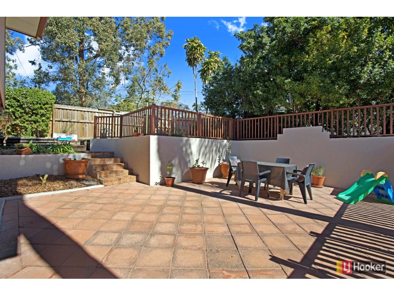 74 Kylie Avenue, Ferny Hills QLD 4055