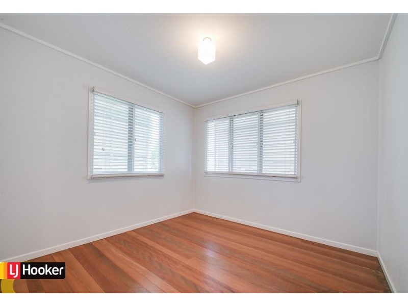 39 Yanderra Avenue, Arana Hills QLD 4054