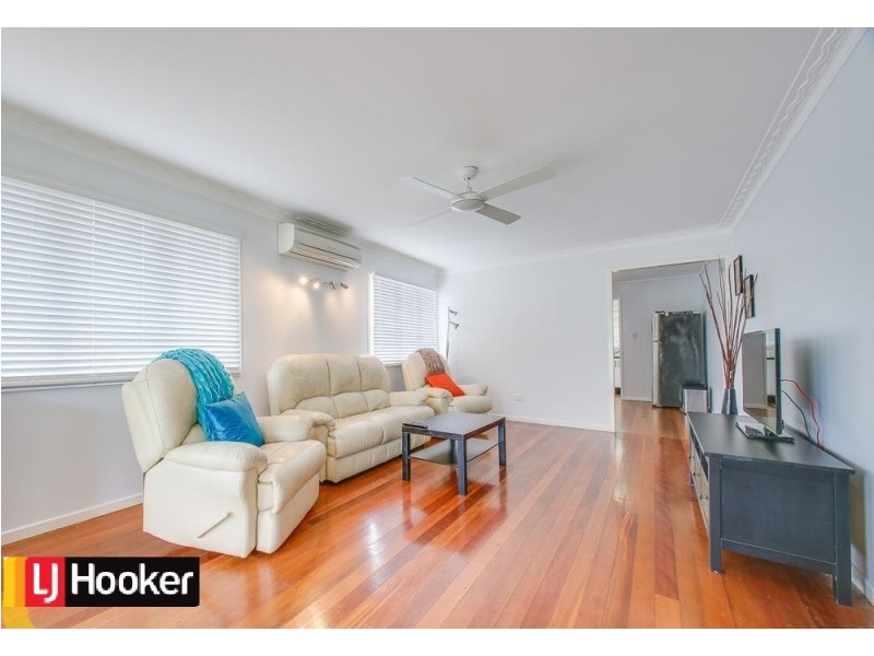 39 Yanderra Avenue, Arana Hills QLD 4054